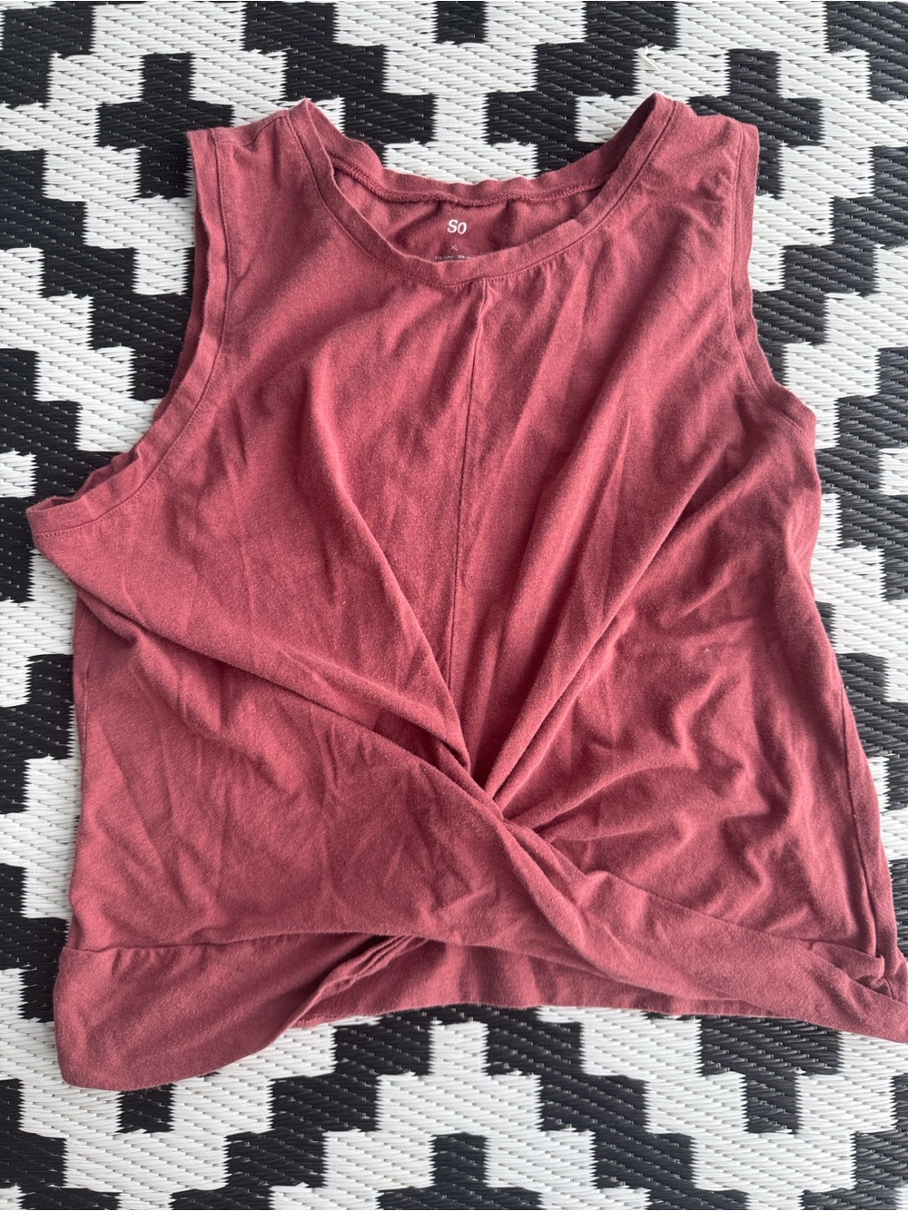 SO Juniors Twist-Front Tank Top bundle - Black, Olive Green, Rust - XL - Picture 2 of 13